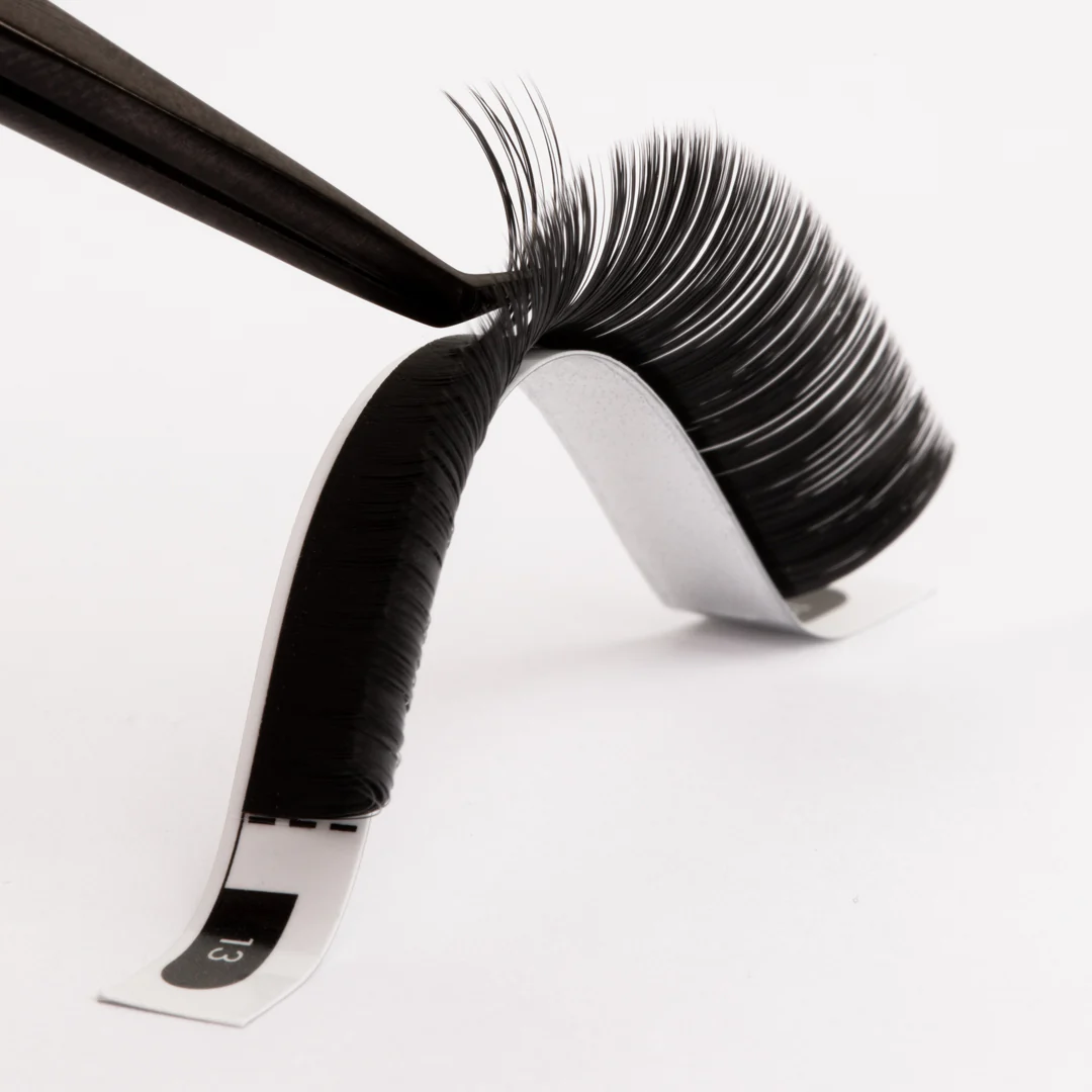 CAMELLIA - TOP LINE EASY FANNING VOLUME LASHES 0.07 - Image 3