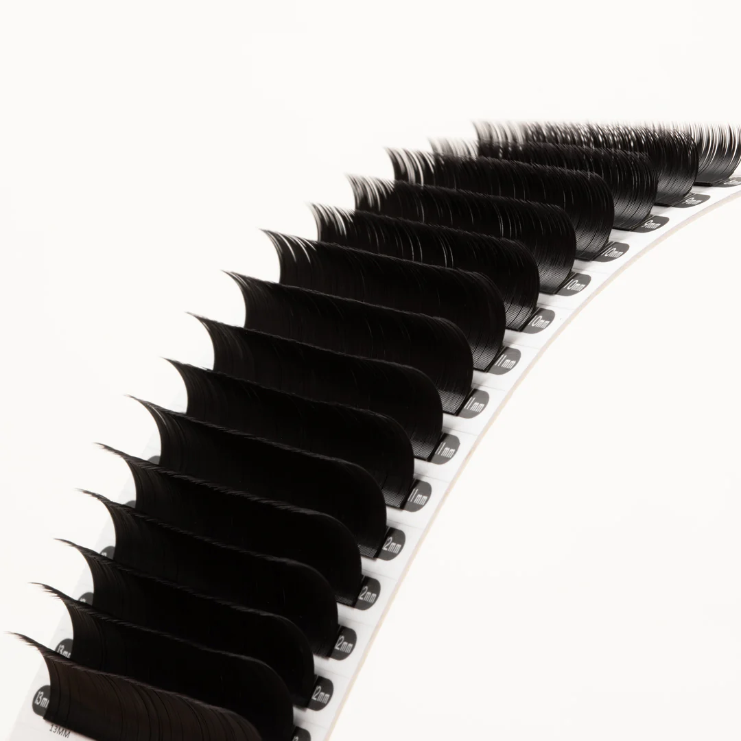 Classic Mayfair Lashes 0.18 - Image 3